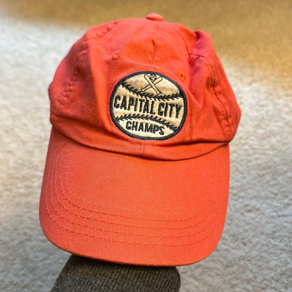 Carters hat 2t-4T